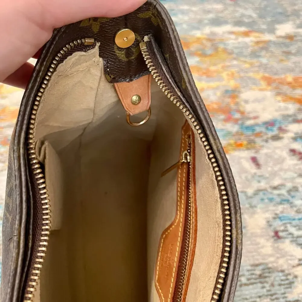 Louis Vuitton GM Monogram Canvas Looping Shoulder Bag Authentic
